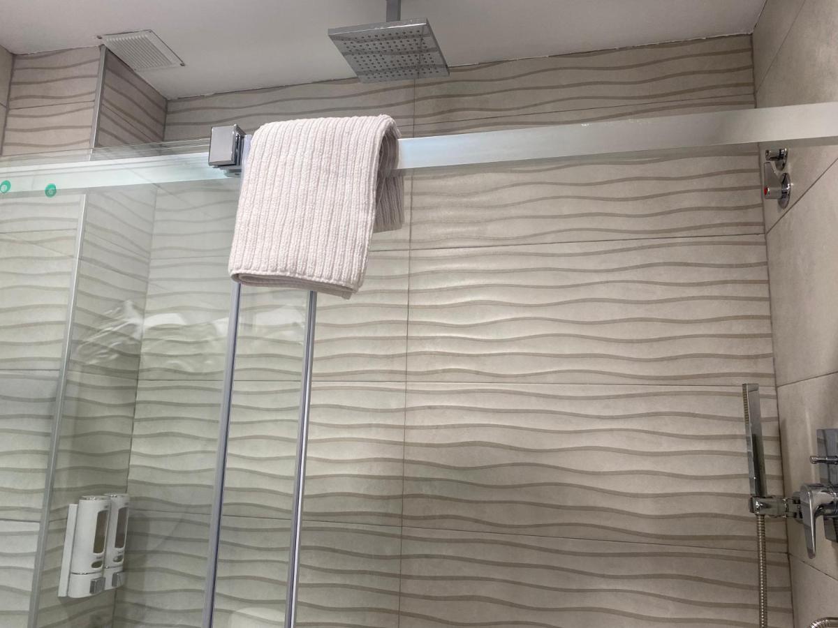 Apartamento Vicario Толедо Екстериор снимка